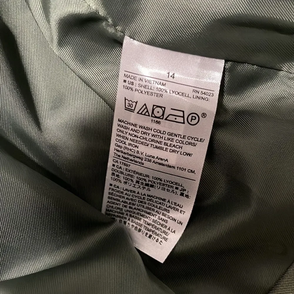 NWT- Banana Republic - 4 & 14 - Picture 6 of 6